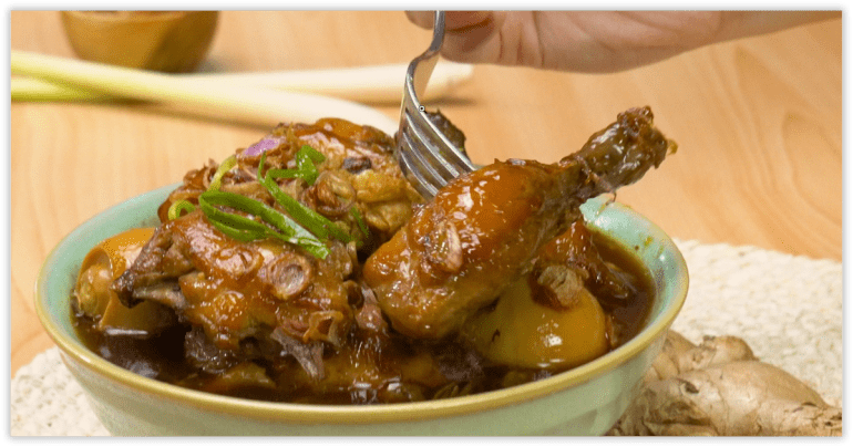 7 Menu Catering Jakarta Ternikmat Disantap Kapan Saja 1. catering Jakarta Ayam Semur