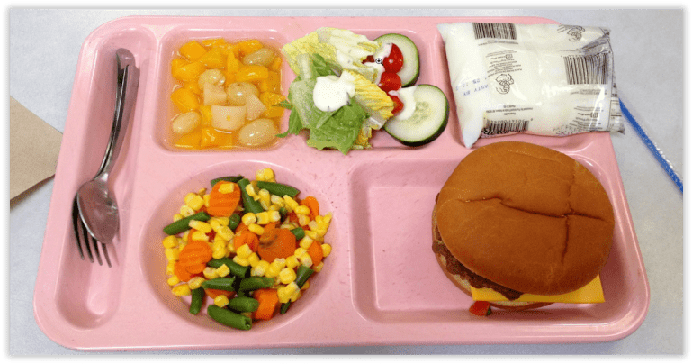 Menu Catering Rumahan Jakarta Selatan untuk Bekal Anak TK 2. catering rumahan Jakarta Selatan Mini Burger