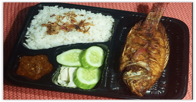 3. katering online ikan goreng