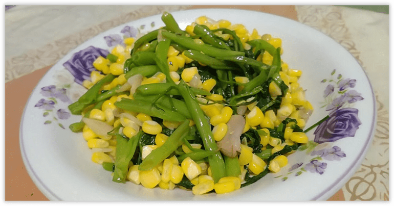 5 Menu Catering Online Berbahan Jagung dan Manfaatnya 6. catering online Cah Kangkung Jagung