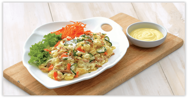 Ayam Asam Manis Cocok dengan Sayur Apa? Ini 5 Sayurnya! ayam asam manis cocok dengan sayur apa salad kentang