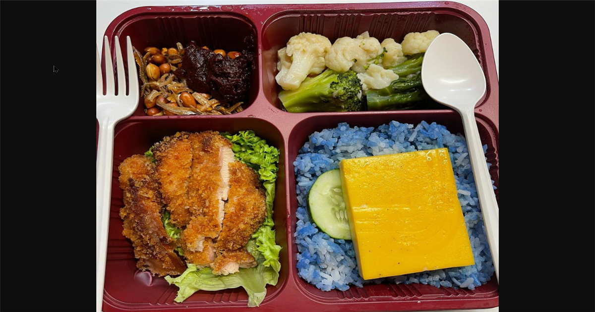 Menu Catering Harian Harga 15000, Best Old Chang Kee's Blue Pea Nasi Lemak 10. menu catering harian harga 15000